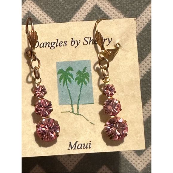 243. Austrian Rose Crystal Gold Plated Earrings NWT - Picture 3 of 6